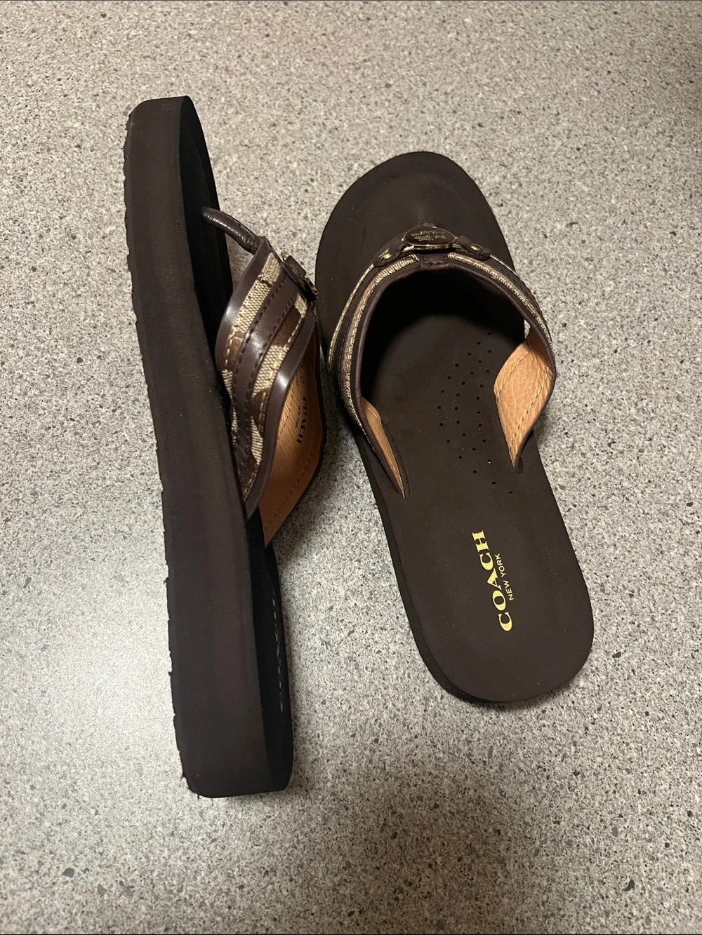Authentic Coach Jasmine 12CM/Semi Mat CLF A5287 Women's Brown/Tan Thong Sandals - Picture 5 of 8